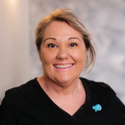 Sarah Holmes